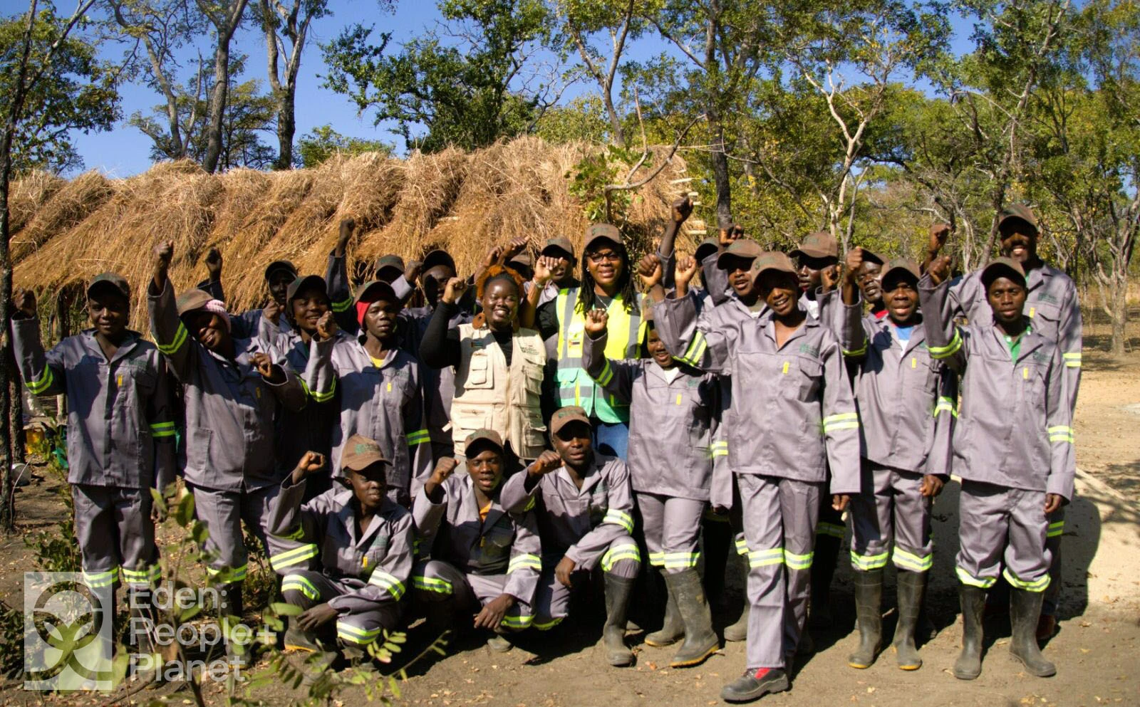 278-workers-1-wm-17541305215099.jpg