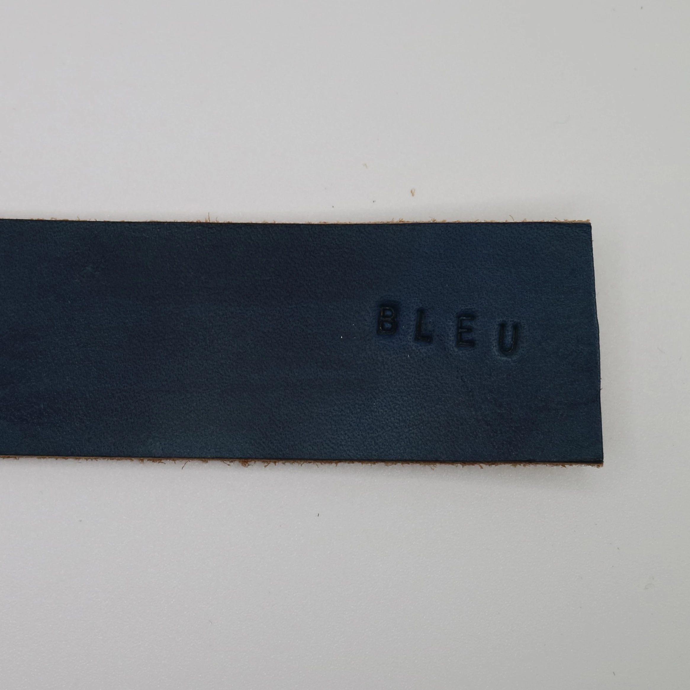 3761-bleujpg-1776797975776.jpg