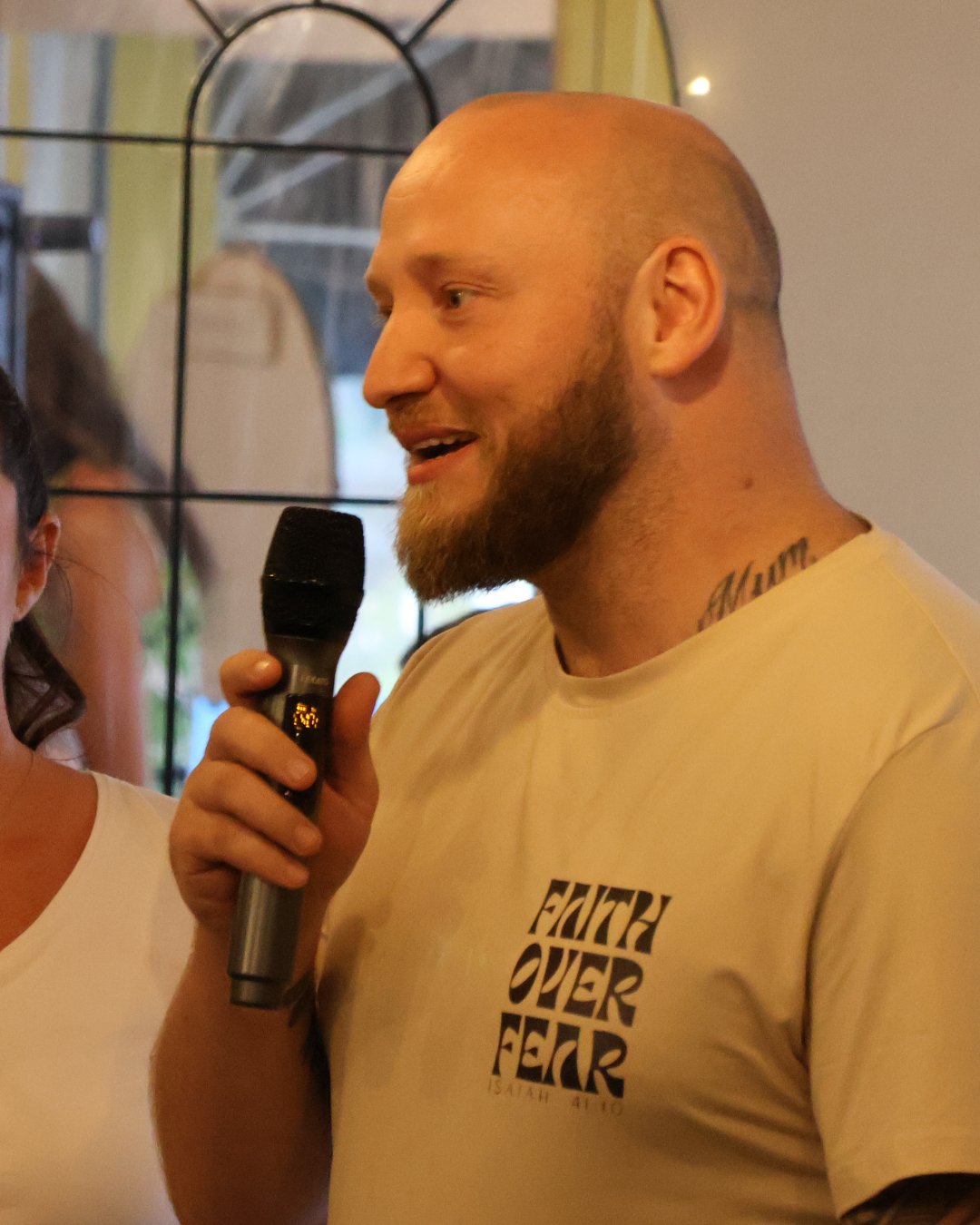 Frankie & Lucia, Open Heaven's Cafe